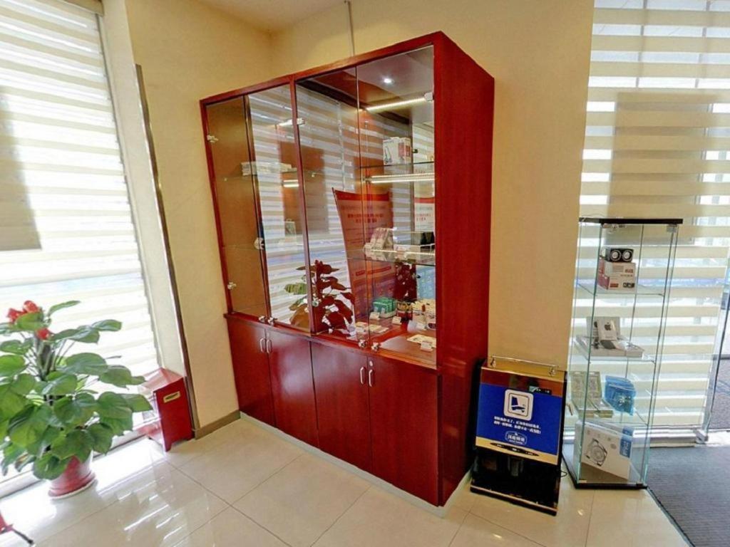 Hanting Hotel Shanghai Hongqiao Wuzhong Road Exterior photo